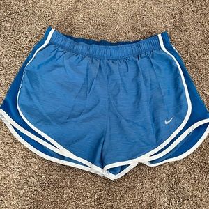 Nike dryfit shorts. Size L. No rips/tears/stains. Only worn a handful of times.